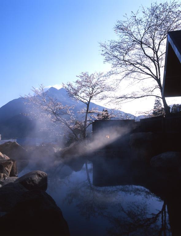 Отель Kazeno Sanso Yamashiro Юфу Экстерьер фото