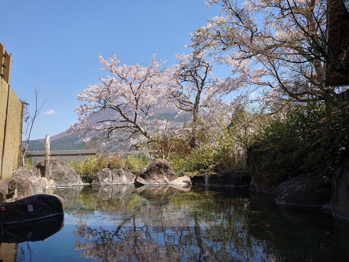 Отель Kazeno Sanso Yamashiro Юфу Экстерьер фото